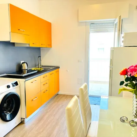 Apartmán Beachside With Balcony *